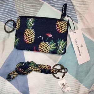 NWT Vera Bradley Lanyard & ID Zip Case Toucan